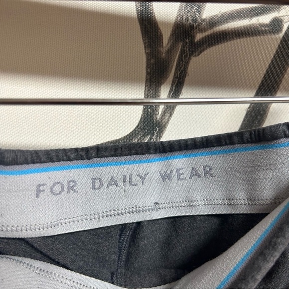 Mack Weldon gray jogger pants size large stretchy comfort daily wear - Picture 3 of 8